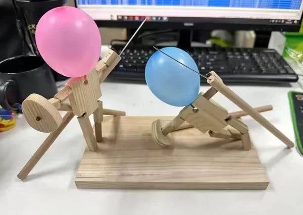 Wooden Robot Balloon Battle